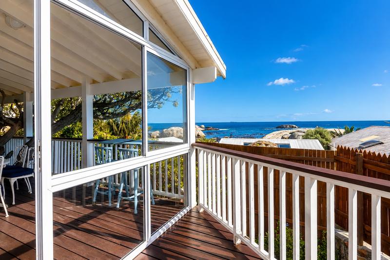 To Let 3 Bedroom Property for Rent in Camps Bay Western Cape